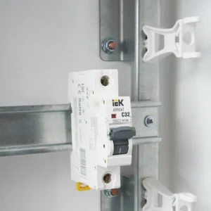 MCB IEK ARMAT M10N 1P 32A 6kA Type C